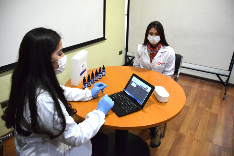 Plataforma IMFD para kit olfativo que detecta COVID-19 ya ha procesado más de 51 mil tests