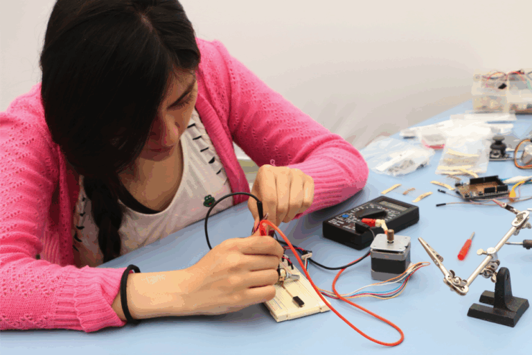 Con 34 proyectos culmina el primer Arduino Quest organizado por Niñas Pro y el IMFD