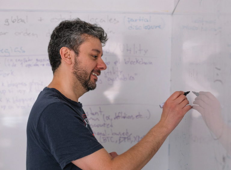 Director del IMFD será parte de panel de expertos en habilidades digitales del Global Science Forum
