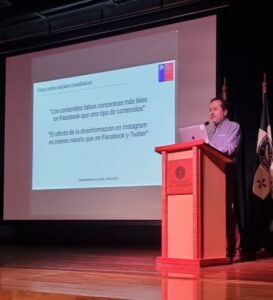 “No hay una sola solución para la desinformación”: Investigadores IMFD presentan estudio sobre pluralismo en Chile